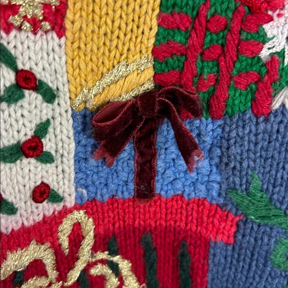 VINTAGE TIARA International Christmas Sweater Size Small Whipstitch Embroidered - Picture 7 of 12